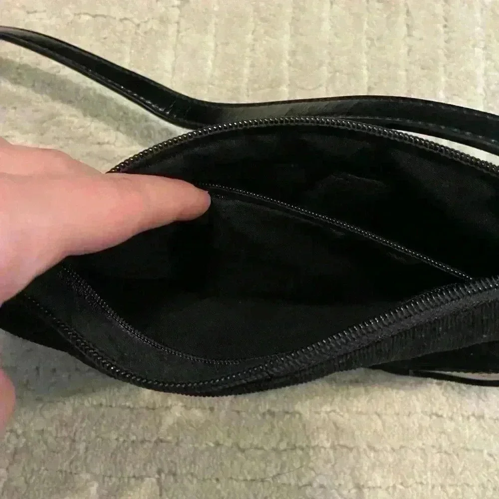 Vintage RELIC small black purse